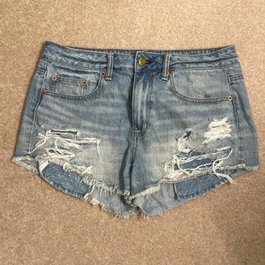 American Eagle Hi-Rise Festival jean shorts - size 10